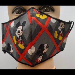 NWOT Disney Mickey Mouse face mask